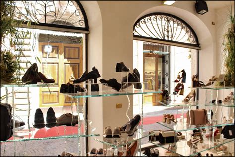 negozi di scarpe pavia